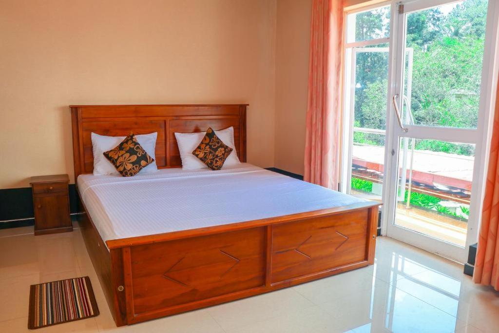 Mount Palace Bed & Breakfast Kandy Room photo